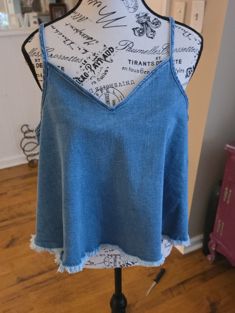 Mossimo Supply Co. Denim-Blue V-Neck Frayed Hem Camisole